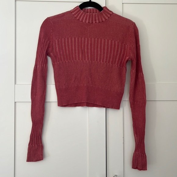 Crop Sweater - Picture 1 of 3